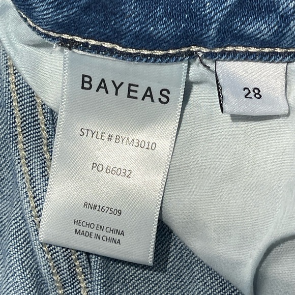 Bayeas Low Rise Distressed Women’s Jeans Size 28 - Picture 4 of 7